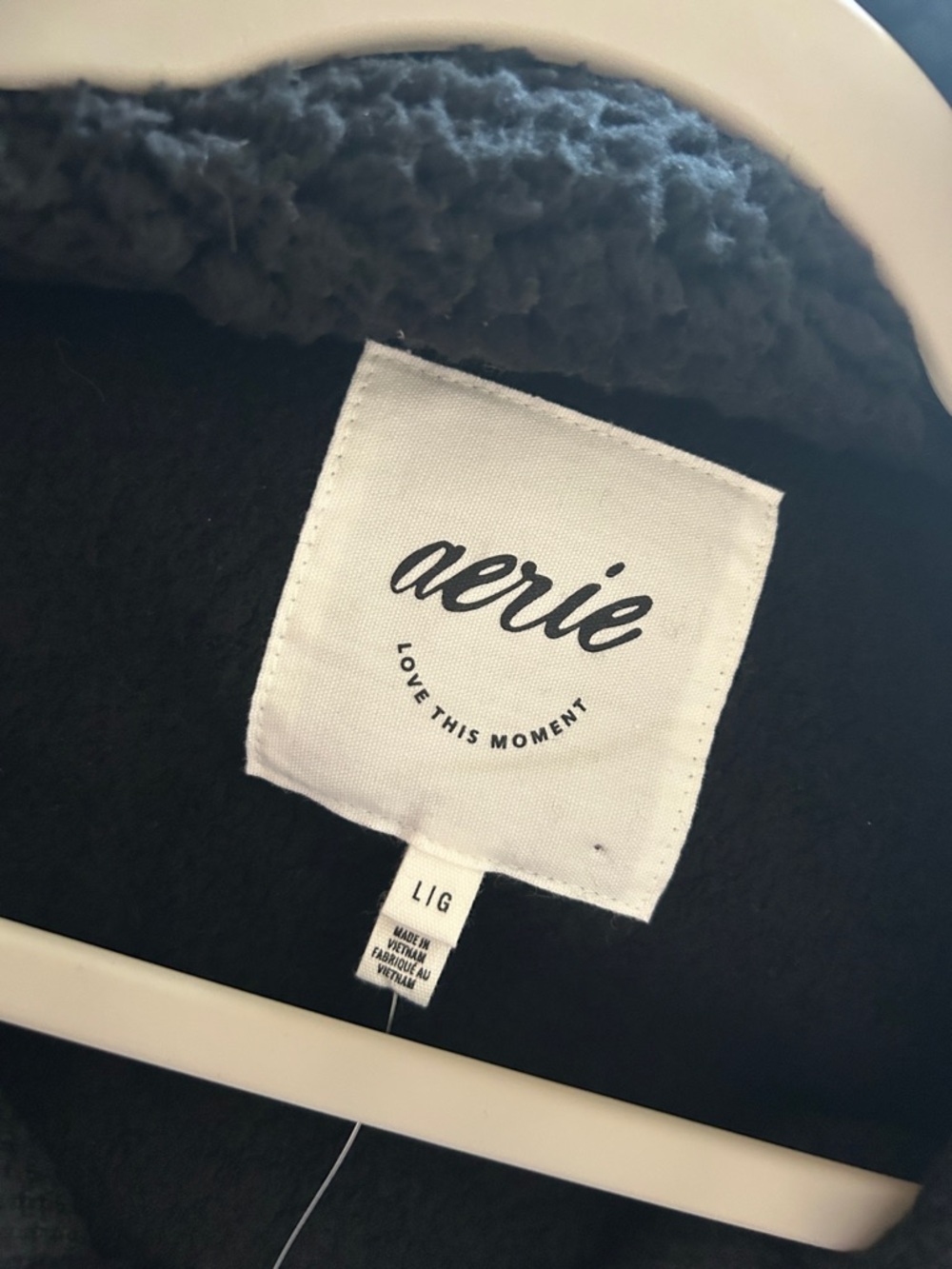 *closet clean out* aerie Black Sherpa-Lined Pullover size L - Picture 2 of 5